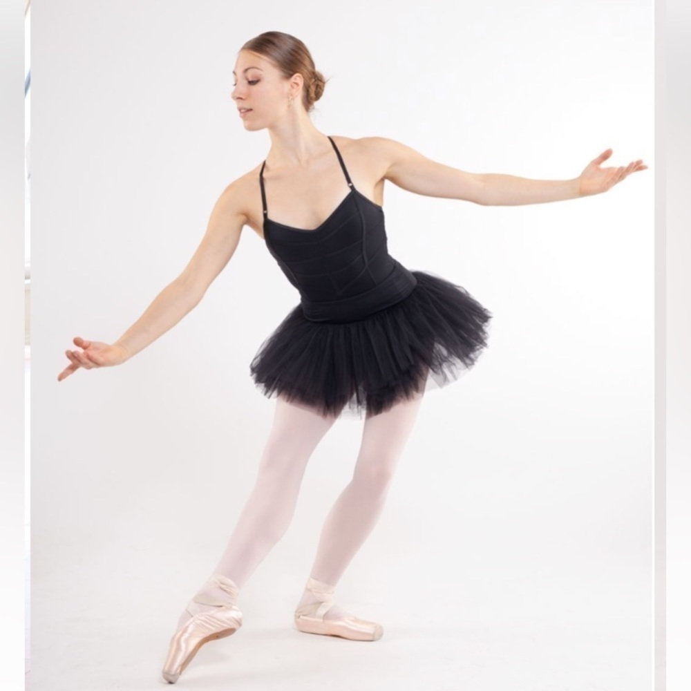𝅺rare LULULEMON Rehearsal Tutu